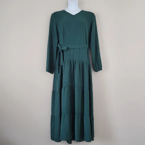 LOVE OLIVE CO 'Walsh' Dress Green Boho Lagenlook Tiered Long Sleeve Maxi NWT - Picture 1 of 7